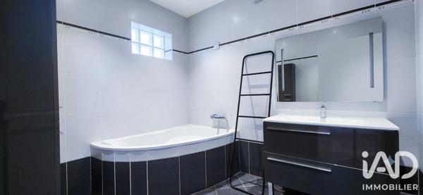 Maison à vendre 5 pièces 94 m² Neuilly-sur-Marne