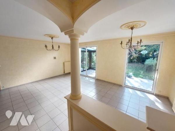 A VENDRE - MAISON AVEC TERRAIN - MERAL 