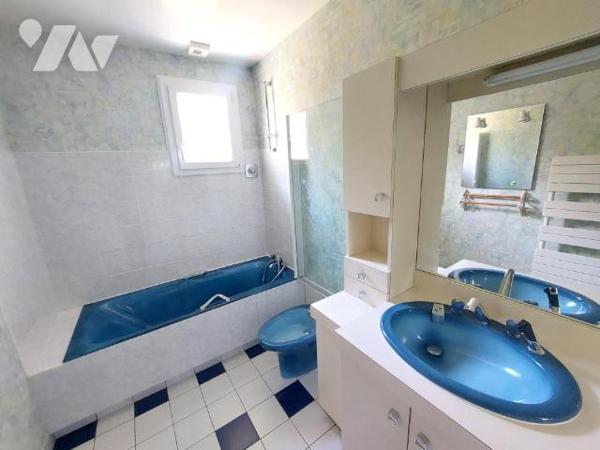 A VENDRE - MAISON AVEC TERRAIN - MERAL 