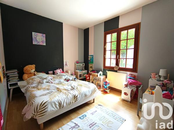 Maison à vendre 5 pièces 144 m² Sainte-Geneviève
