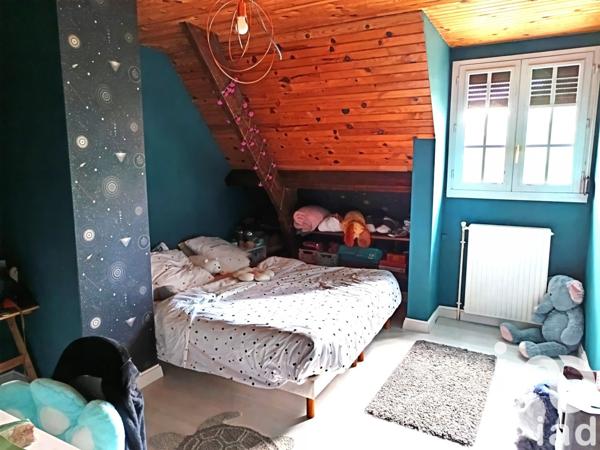 Maison à vendre 5 pièces 144 m² Sainte-Geneviève