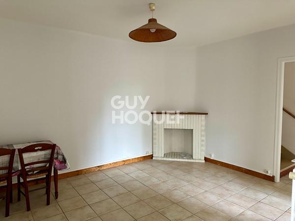 CARCASSONNE - Maison 3 chambres, grenier, garage sur terrain 480 m²