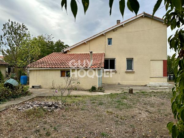CARCASSONNE - Maison 3 chambres, grenier, garage sur terrain 480 m²