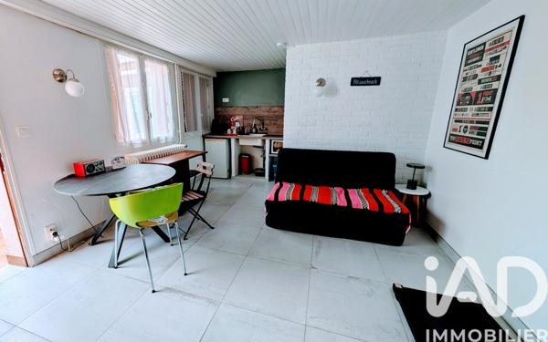 Maison à vendre 7 pièces 199 m² Saint-Martin-sur-le-Pré