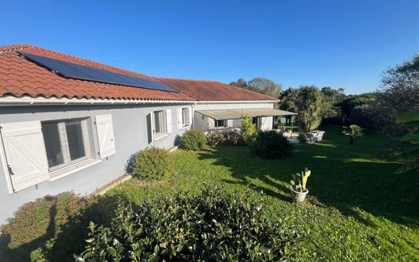 Maison à vendre    6 pièces • 205 m2 Dax