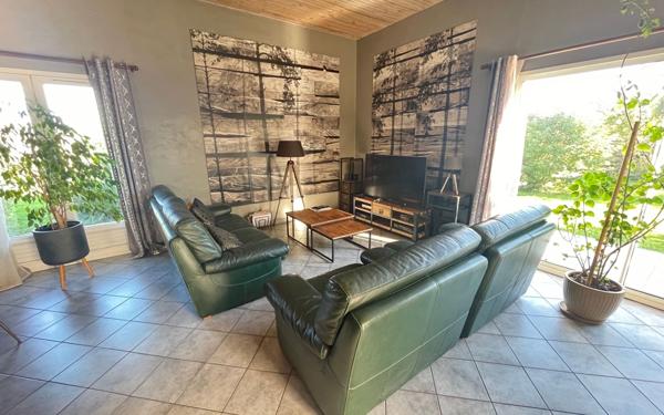 Maison à vendre    6 pièces • 205 m2 Dax