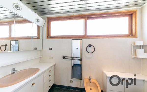 Maison à vendre    5 pièces •  Canohès