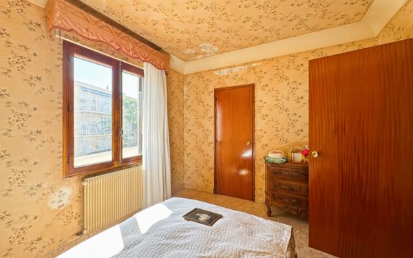 Maison à vendre    8 pièces •  Martigues