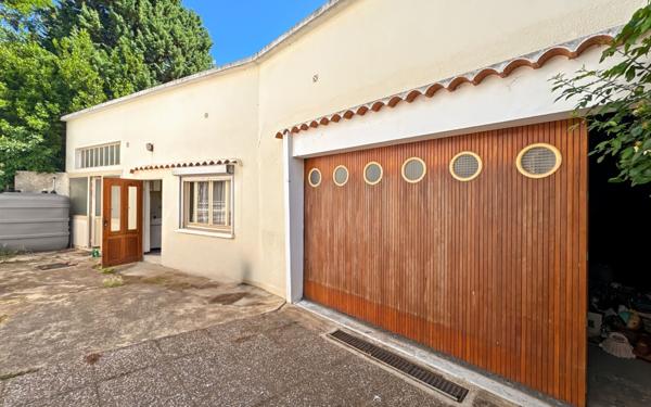 Maison à vendre    8 pièces •  Martigues