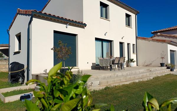 Maison à vendre    4 pièces •  Jonquières-Saint-Vincent