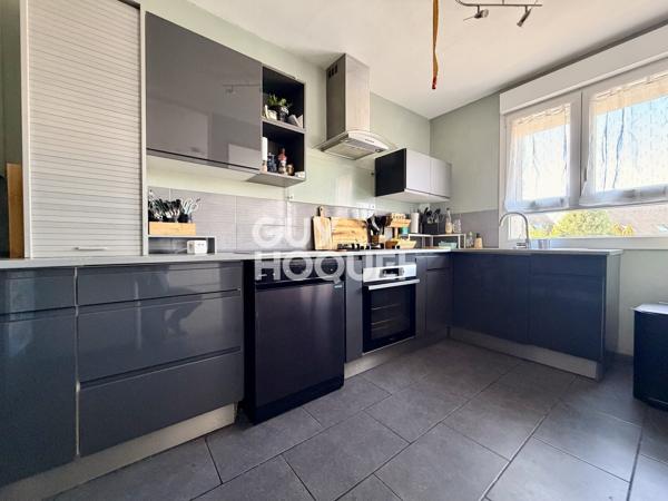 Maison à vendre de 4 pièces de 116.82 m² à Reims Secteur Châtillons