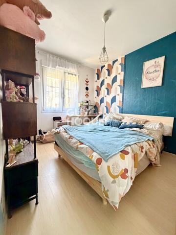 Maison à vendre de 4 pièces de 116.82 m² à Reims Secteur Châtillons