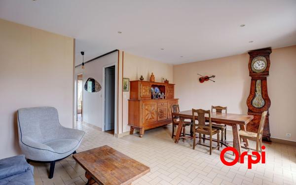 Maison à vendre    5 pièces • 97 m2 Francheville