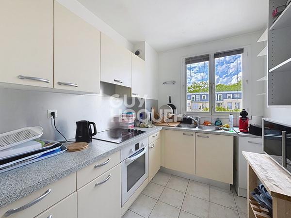 Dernier étage ? 3 pièces lumineux avec balcons