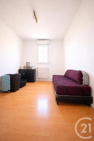 Maison à vendre  5 pièces - 118 m 2   ST DENIS  - 93