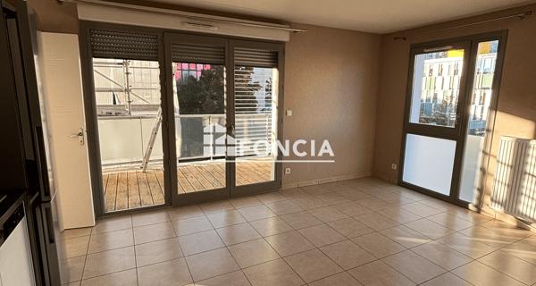 Location Appartement 3 pièces 57.1 m² - Saint-étienne 42000