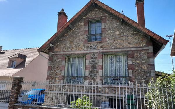 Maison à vendre    5 pièces •  Villejuif