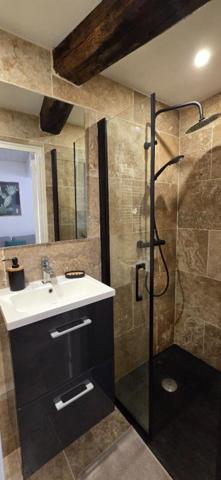 Immeuble avec deux appartements refait centre ville de Bergerac