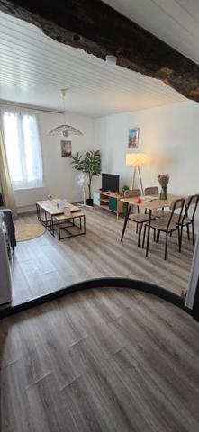 Immeuble avec deux appartements refait centre ville de Bergerac
