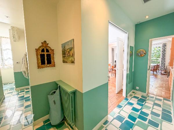 QUARTIER SAINT-THOMAS-D'AQUIN - RUE DE VERNEUIL