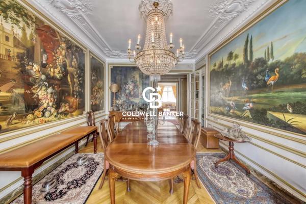 Appartement 5 pièces à vendre Paris 8ème - 75008 / Réf: 21989-VD