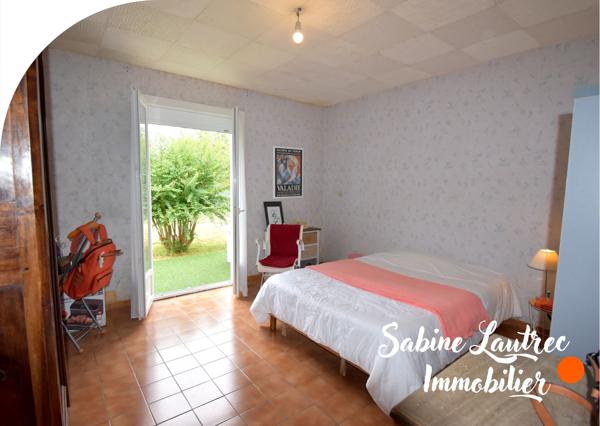 Maison de plain-pied au calme – Jardin arboré sans vis-à-vis –