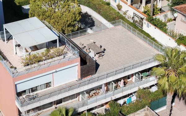 Appartement à vendre    2 pièces • 44,16 m2 Villeneuve-Loubet