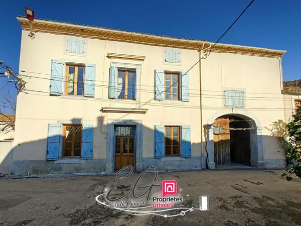 Maison de Maître , 4 Chambres, Grand garage, 1 Jardin