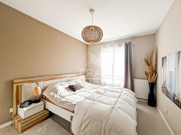 Appartement Bouc Bel Air  3 /4 pièces 82 m2 avec terrasse et 2 places privatives