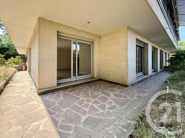Appartement F4 à vendre  4 pièces - 106,41 m 2   ST GERMAIN EN LAYE  - 78