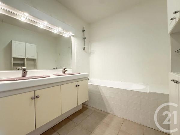 Appartement F4 à vendre  4 pièces - 106,41 m 2   ST GERMAIN EN LAYE  - 78