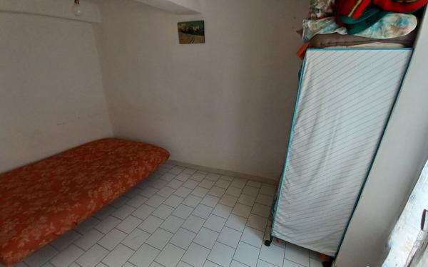 Maison à vendre    6 pièces •  Saint-Martin-de-Brômes