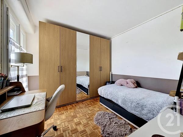Appartement F4 à vendre  4 pièces - 85 m 2   CHATOU  - 78