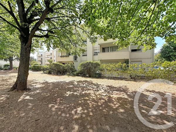 Appartement F4 à vendre  4 pièces - 85 m 2   CHATOU  - 78