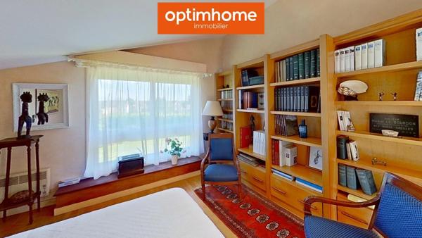 Maison d’architecte de 220 m² sur terrain paysager de 2100 m² – Redon centre