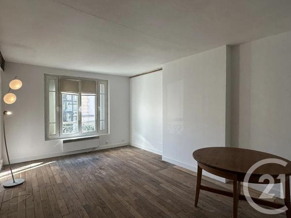 Immeuble à vendre  179,40 m 2   COULOMMIERS  - 77