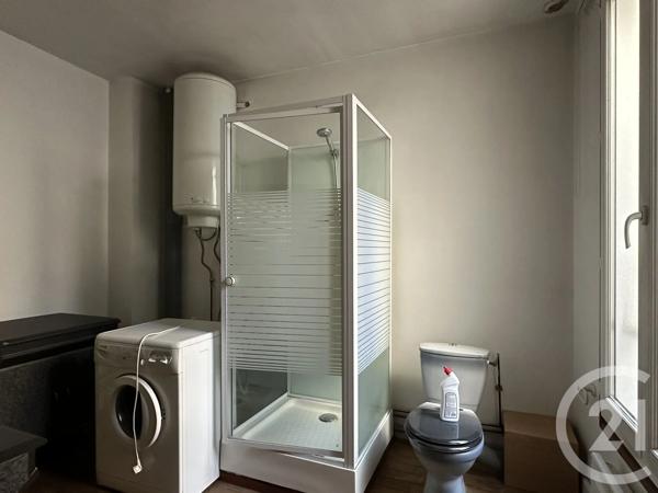 Immeuble à vendre  179,40 m 2   COULOMMIERS  - 77