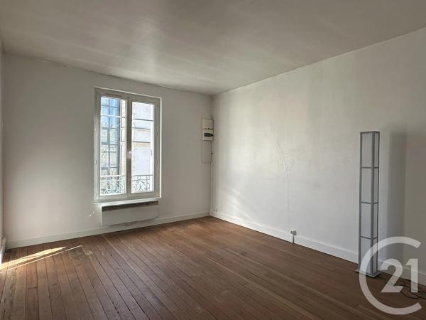 Immeuble à vendre  179,40 m 2   COULOMMIERS  - 77