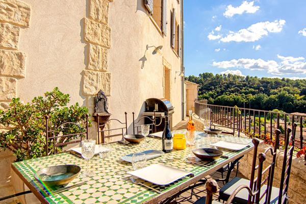 Ancienne bergerie à vendre 5 pièces à 25mn au nord d'AIX EN PROVENCE (13), 120 m2, terrasse et vue panoramique