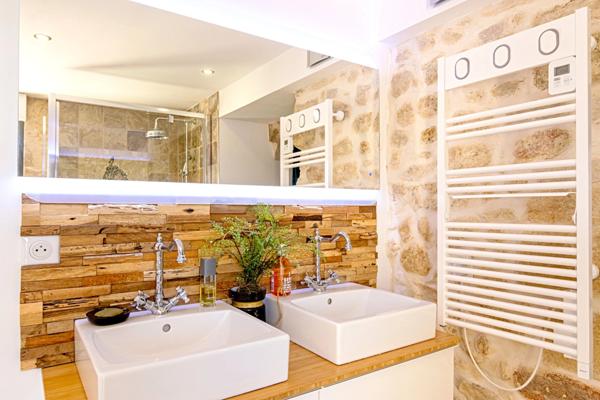 Ancienne bergerie à vendre 5 pièces à 25mn au nord d'AIX EN PROVENCE (13), 120 m2, terrasse et vue panoramique