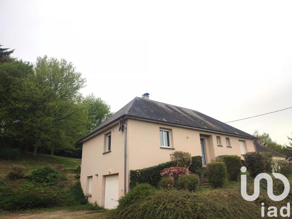 Maison 4 pièces de 117 m² à La Chartre-sur-le-Loir (72340)