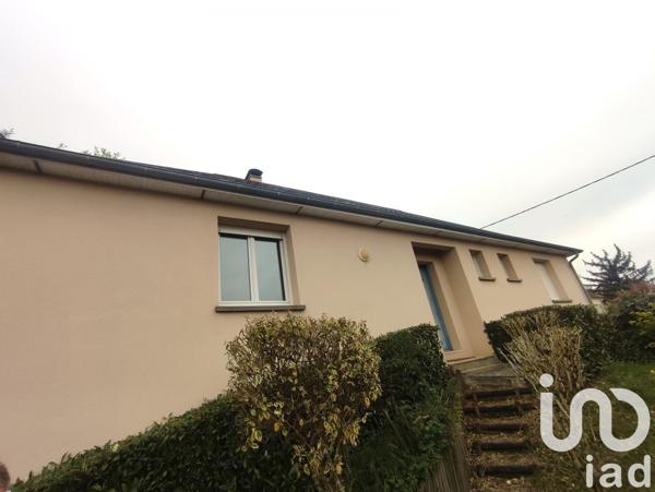 Maison 4 pièces de 117 m² à La Chartre-sur-le-Loir (72340)