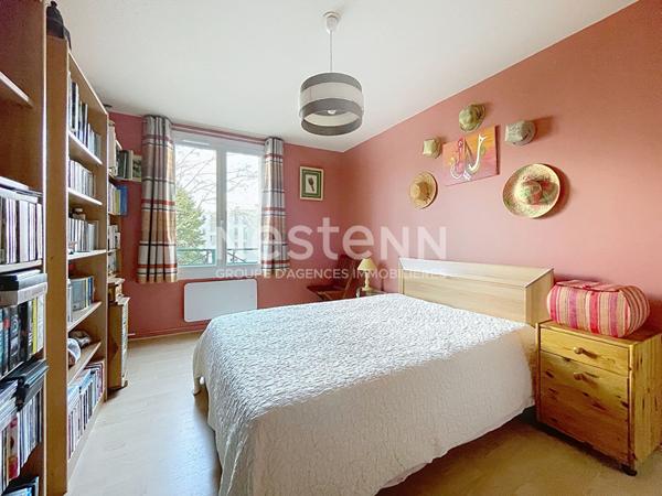 DUPLEX 1er et dernier étage à Montigny Le Bretonneux 5 pièces de 109 m² avec un box de 19 m².