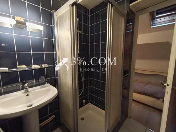 Maison 8 pièce(s) 4 chambre(s) 174 m²