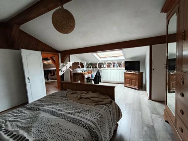 Maison 8 pièce(s) 4 chambre(s) 174 m²