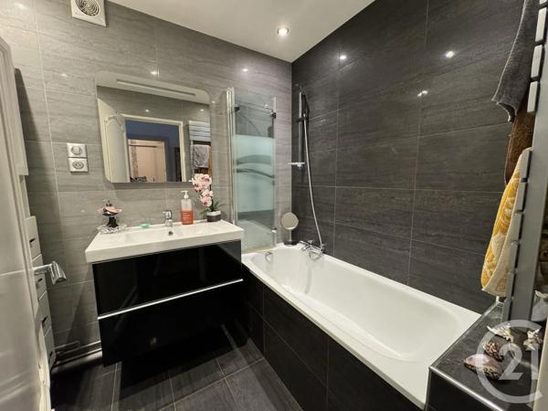 Appartement F5 à vendre  5 pièces - 95 m 2   MONTGERON  - 91
