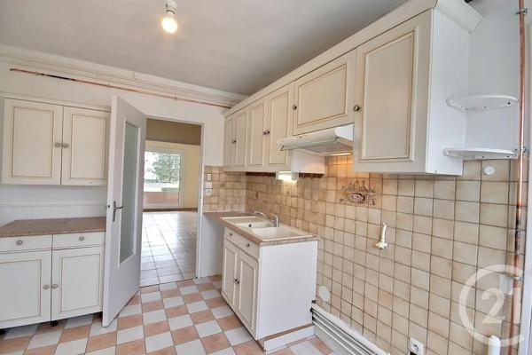 Appartement F2 à vendre  2 pièces - 49 m 2   BEAUGENCY  - 45