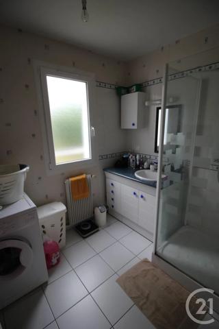 Appartement F2 à vendre  2 pièces - 49 m 2   BEAUGENCY  - 45