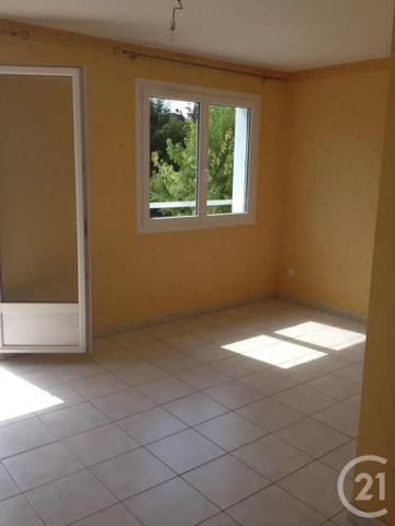Appartement F2 à vendre  2 pièces - 49 m 2   BEAUGENCY  - 45