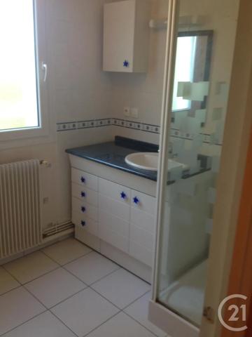 Appartement F2 à vendre  2 pièces - 49 m 2   BEAUGENCY  - 45